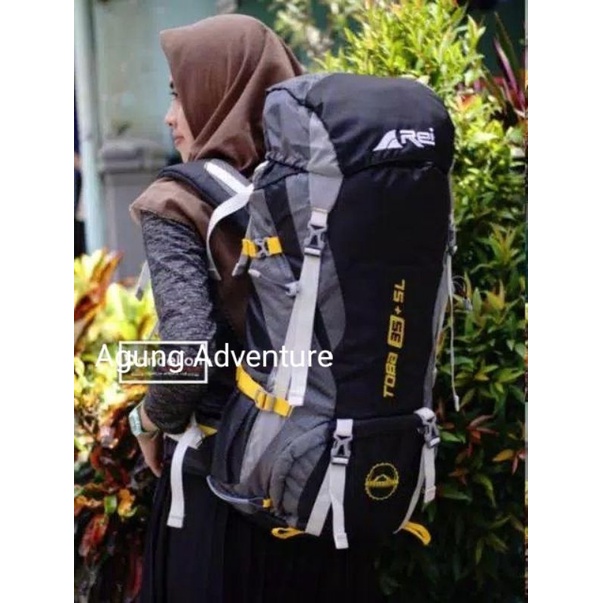 Tas Carrier Rei TOBA 35+5 L Bonus Raincover