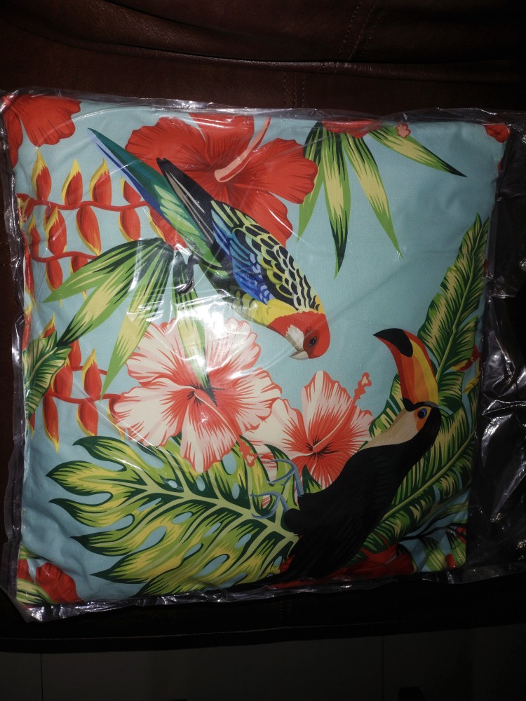 Bantal Sofa Motif Summer Breeze Tropical Forest