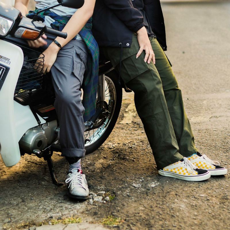 新品 RELAX CARGO PANTS Girls Don't Cry