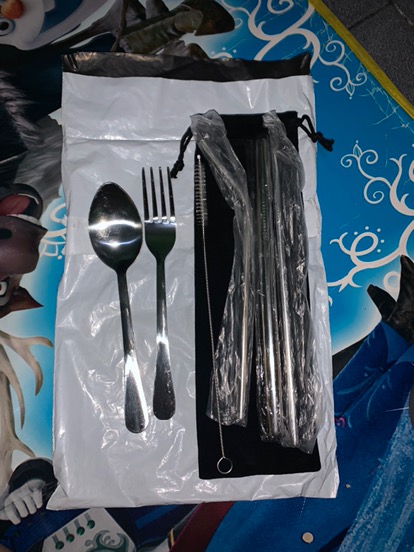 Sendok Garpu Dan Sedotan Stainless