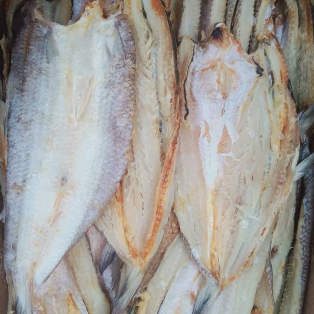 

Ikan asin: kacang kacang