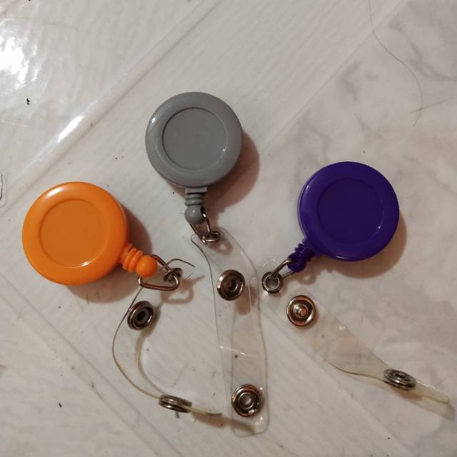 

Yoyo nametage warna orange / dop abu / dop ungu
