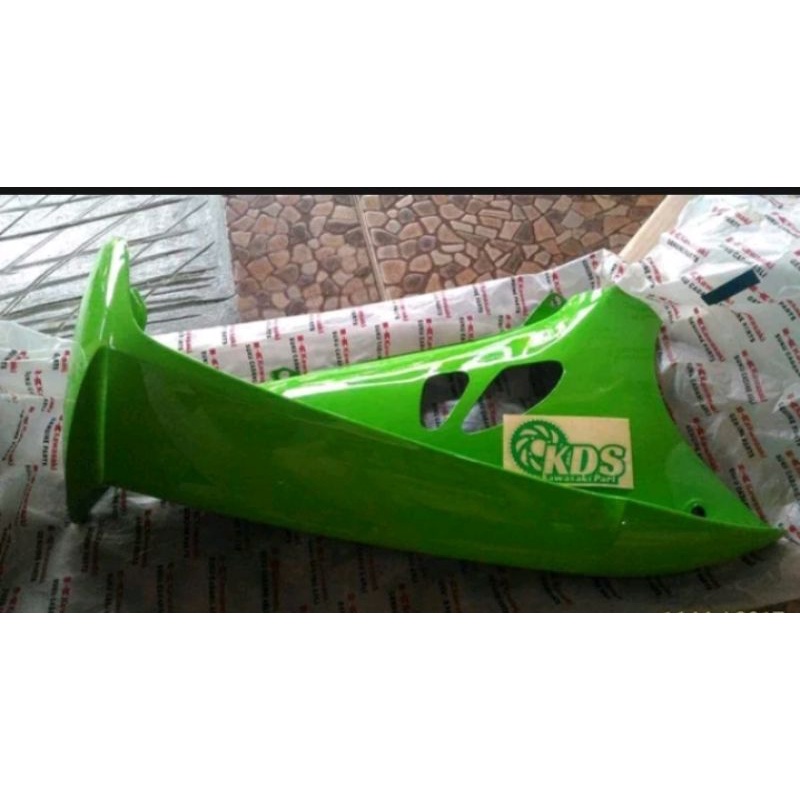 sayap luar kanan & kiri motor Kawasaki Blitz r joy