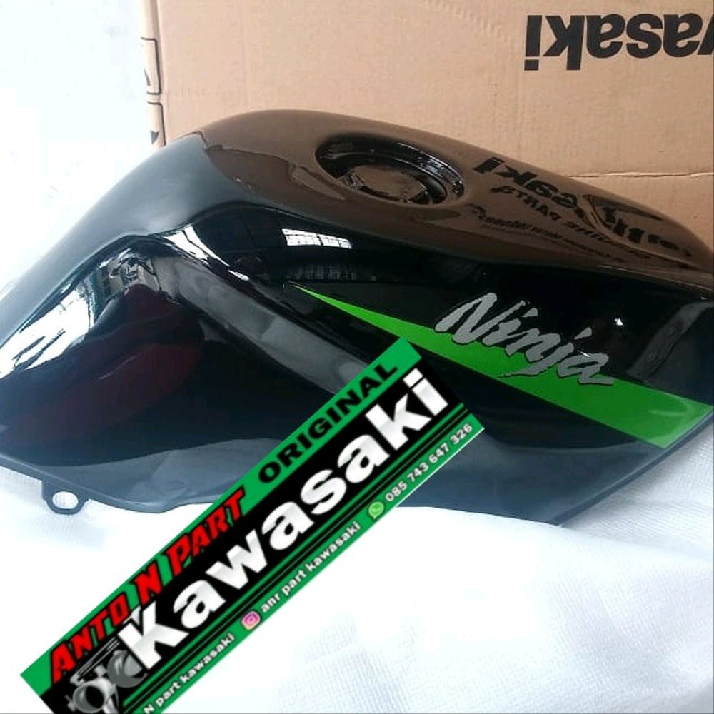 Tangki tank tang tanki bensin minyak ninja RR  new 2014 2015JKS18793
