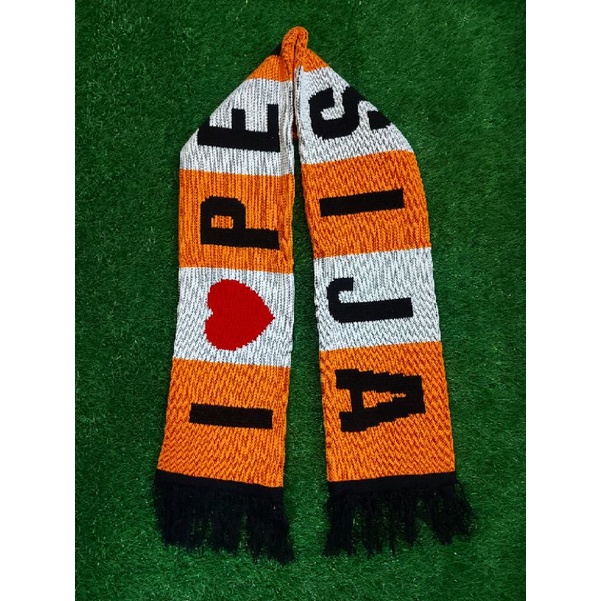 Scraf Persija Syal Persija I love persija syal rajut persija sampai mati
