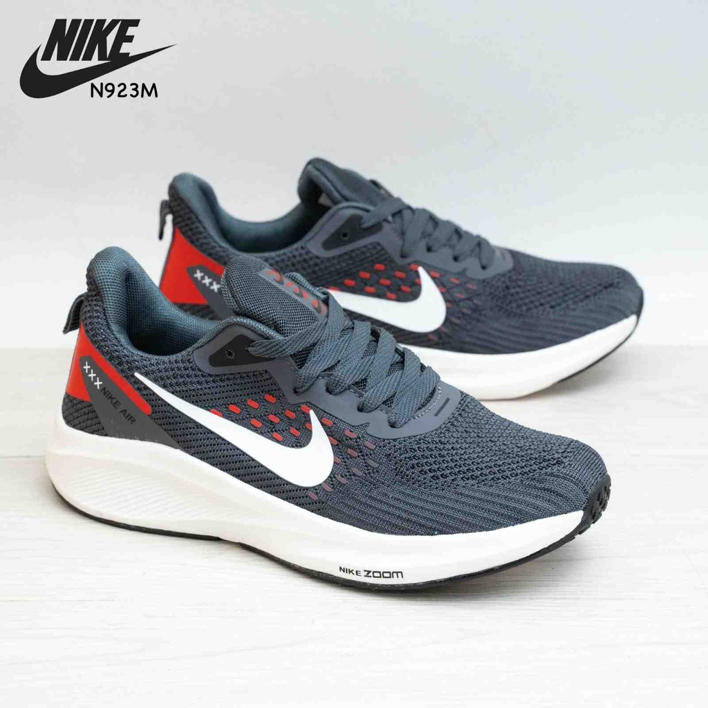 SEPATU COWOK NK ZOOM N923M