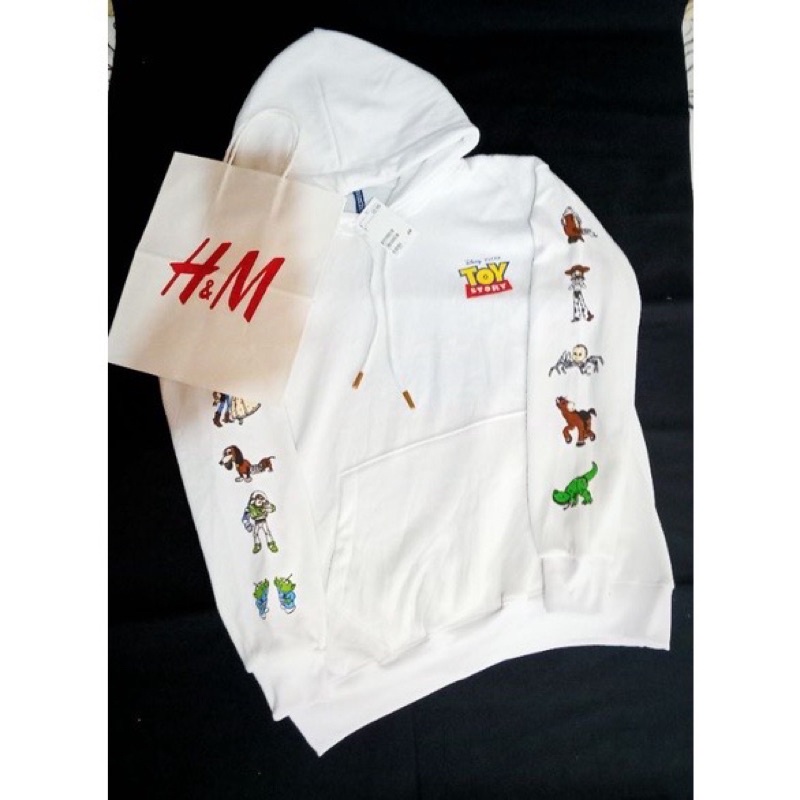 Hoodie H&amp;M ToyStory Putih Divided Hoodie toy story hnm sweater toy story