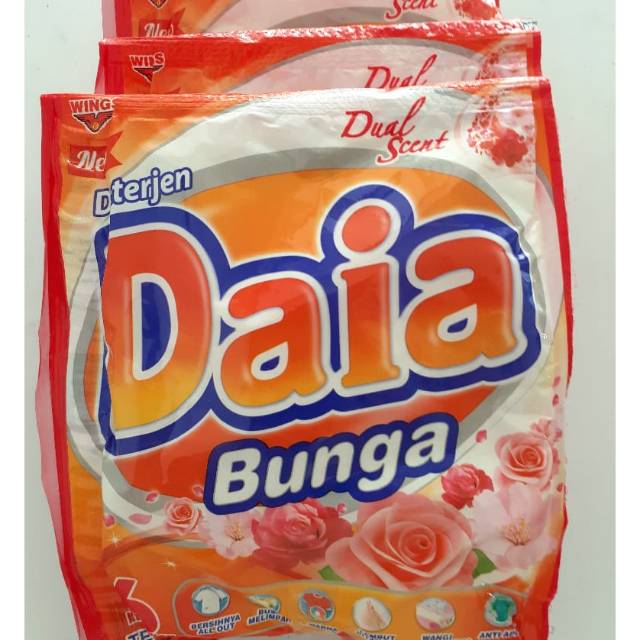 Tokominah Daia Deterjen Bubuk Bunga 1 Renceng (6 Sachet)