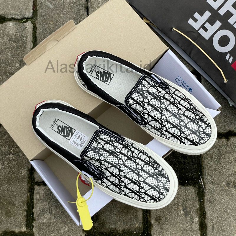 Sepatu Vans Slip on Doier Black Grey // Vans Slip On Terbaru  Import Quality