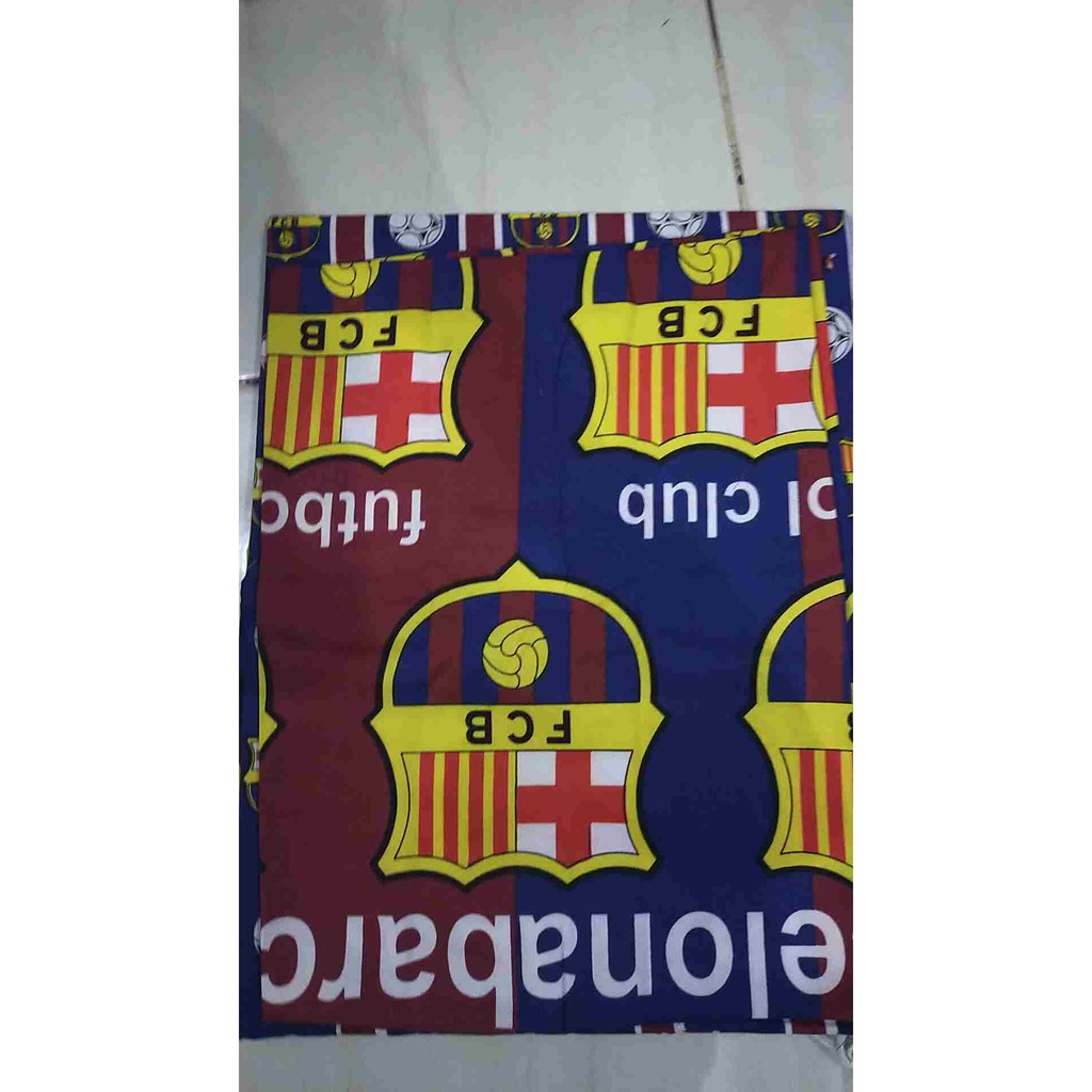 SARUNG BANTAL CINTA MOTIF BOLA