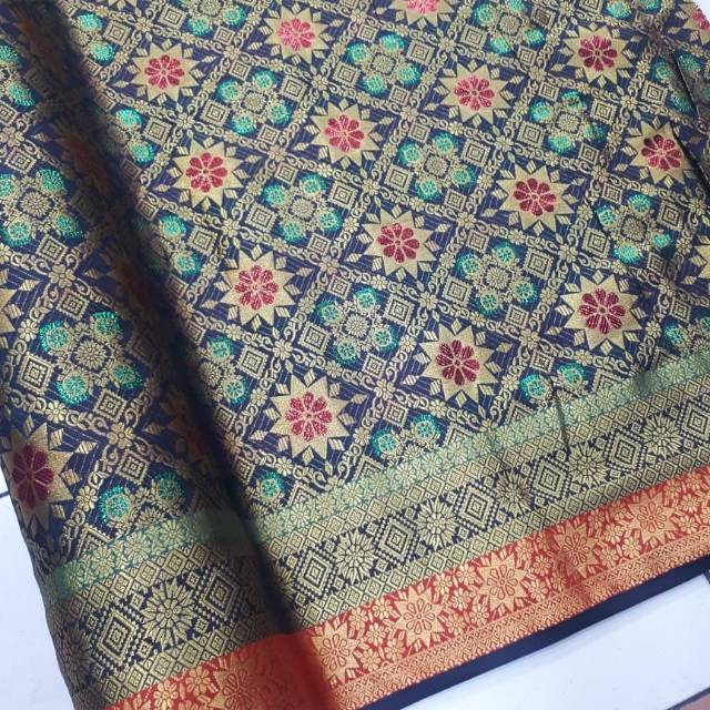 

Bahan/Kain Songket Palembang Original Per 1/2meter = 50 cm = 0,5 m