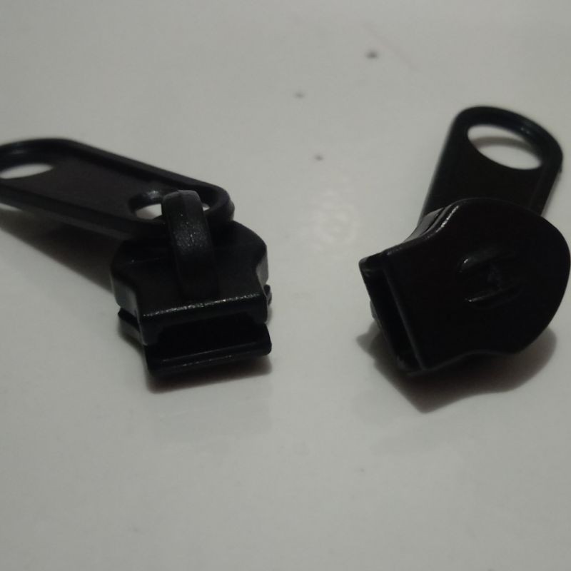 kepala resleting plastik no5(100pcs)