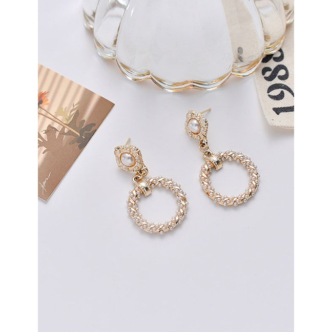 LRC Anting tusuk Fashion Golden Circle Pearl Cutout Earrings D80668