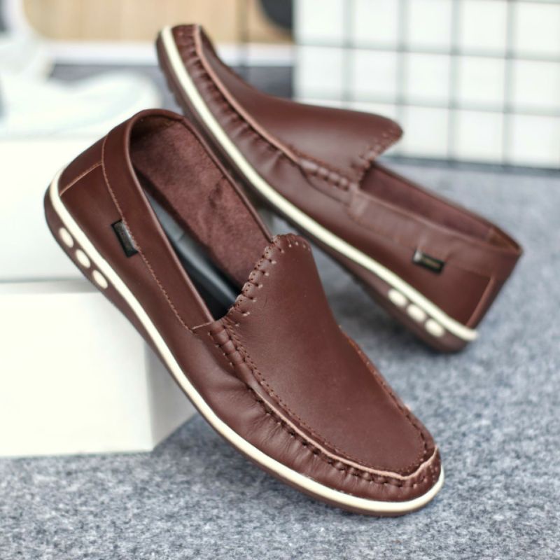 Sepatu Casual Pria Slip On Kulit Asli Slop Santai Kerja Pansus Trendi Modern Murah Premium
