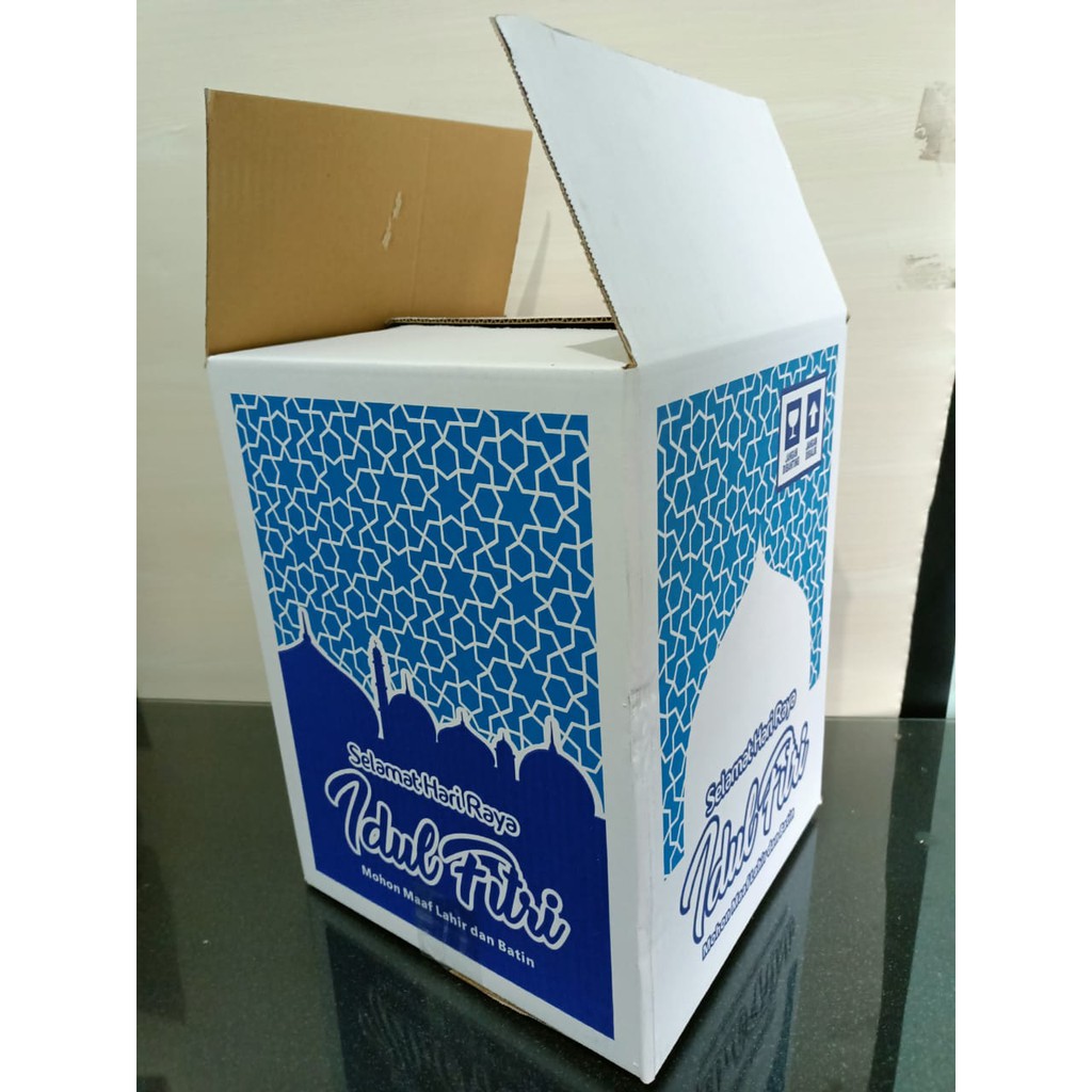 

Box Idul Fitri / Box Eflute Uk. (p) 25 x (l) 25 x (t) 33 cm