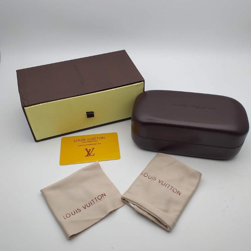 box kacamata lv