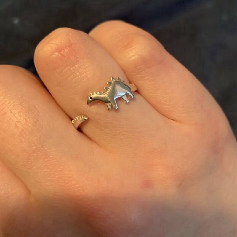 Fancyqube 1pc Mainan Cincin Model Terbuka Dapat Disesuaikan Desain Hewan Dinosaurus Leher Panjang Untuk Hadiah