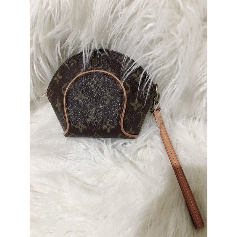 preloved / bekas / second  lv / preloved dompet koin lv