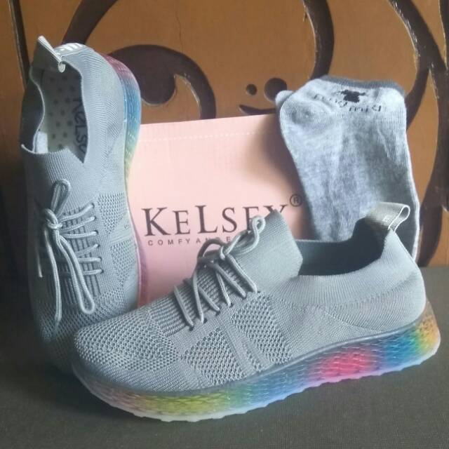 Sepatu Kelsey