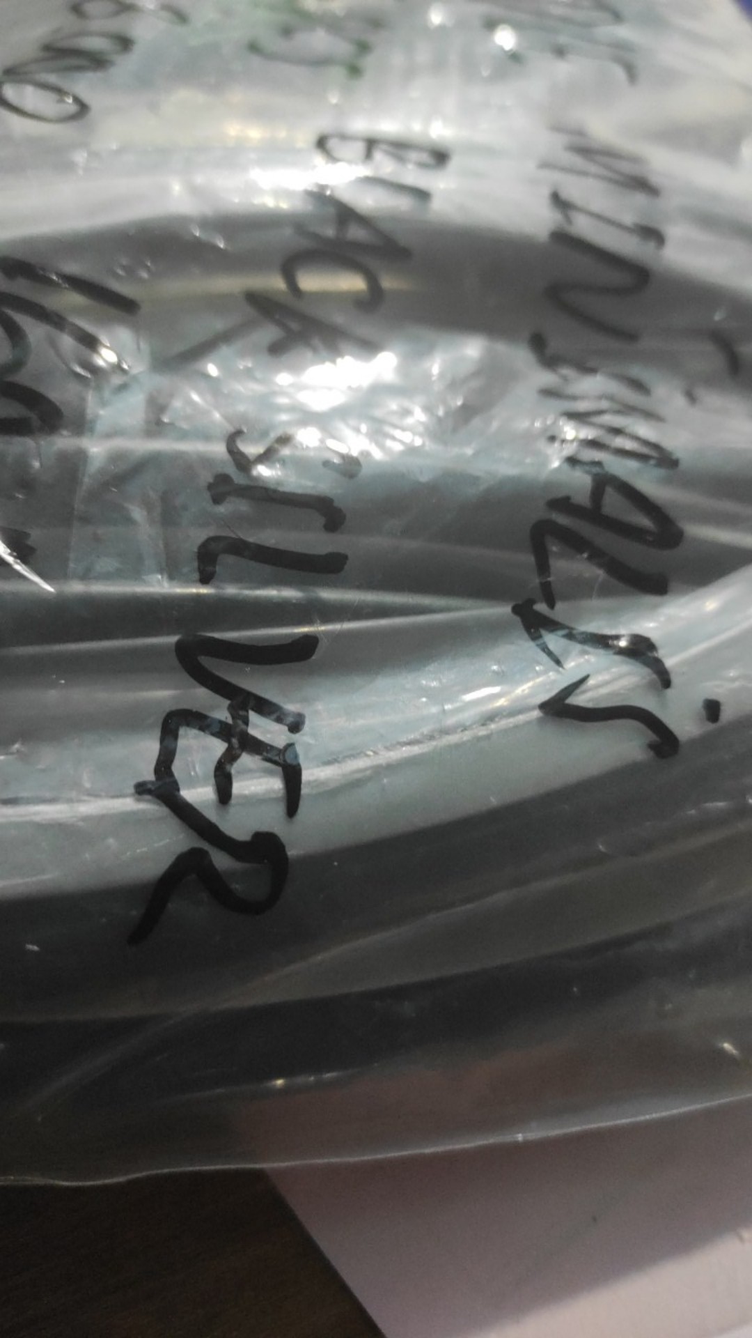 Handle Plastik Bintik 128mm