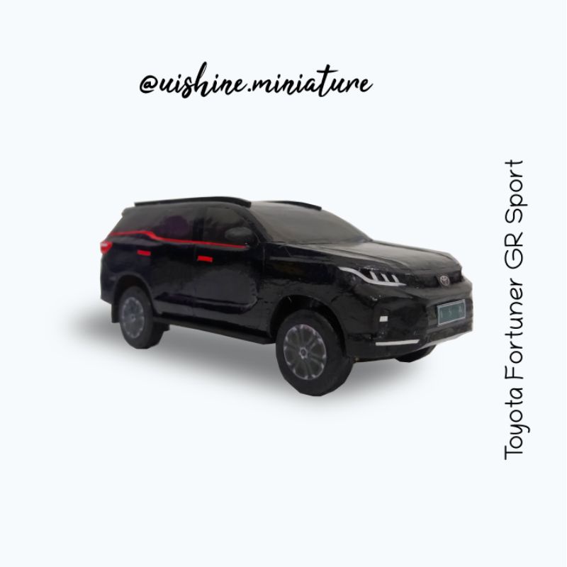 Diecast Miniatur Mobil Toyota Fortuner GR Sport