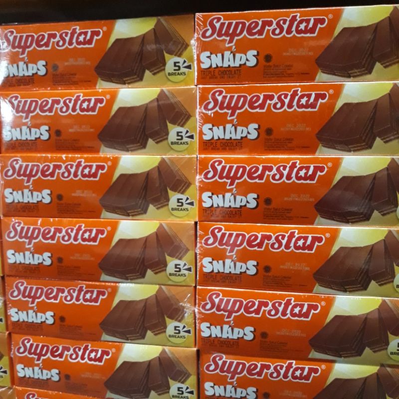 

Superstar Snaps Triple Chocolate 28g × 12pcs /Superstar Snaps 12 Pcs @28gram /Superstar Snap 28 gram (1 pack isi 12 pcs)