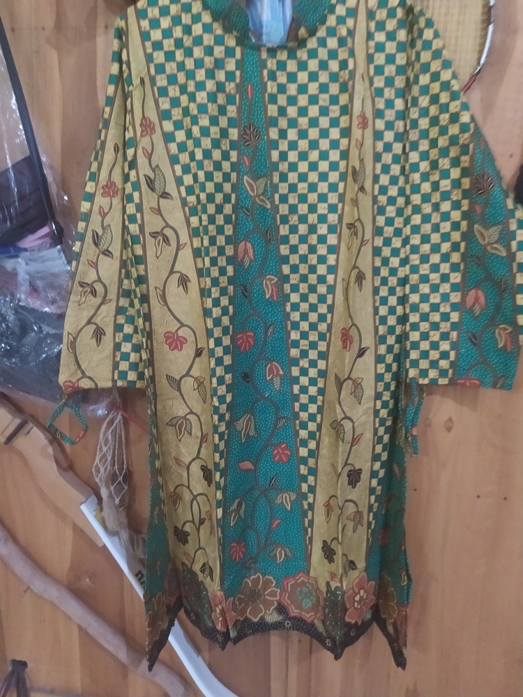 Tunik Batik Kembang Sinaran Hijau Dsc04200