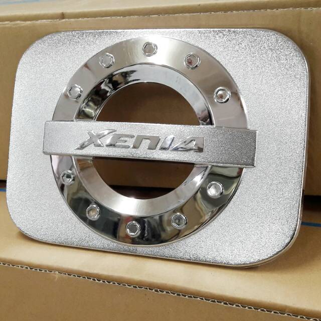 Tank Cover Xenia Chrome merk CPA - Tutup Bensin / Garnish Mobil Xenia