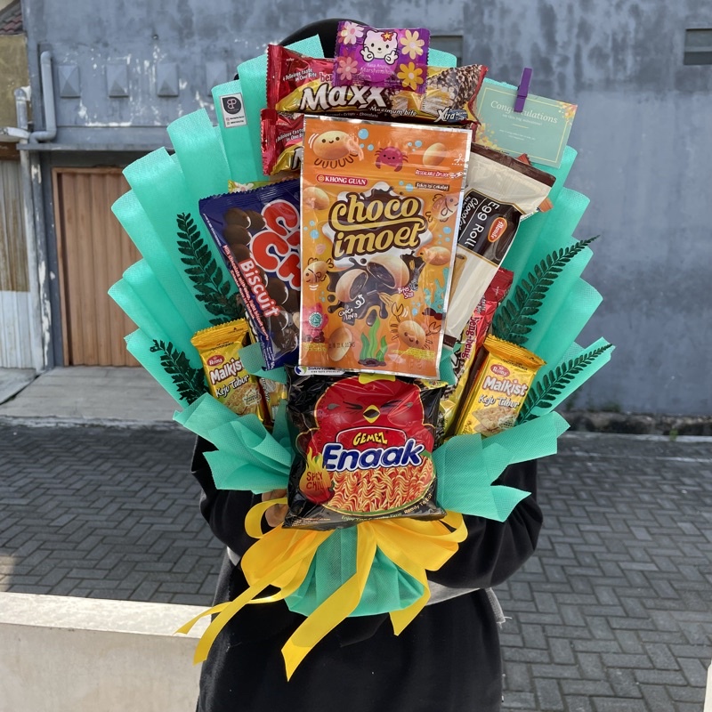 Buket snack / Bouquet Snack / Buket Makanan Murah / Hadiah Kado Wisuda