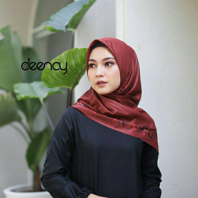 "DIARA SERIES TERACOTTA" HIJAB PRINTED BY DEENAY