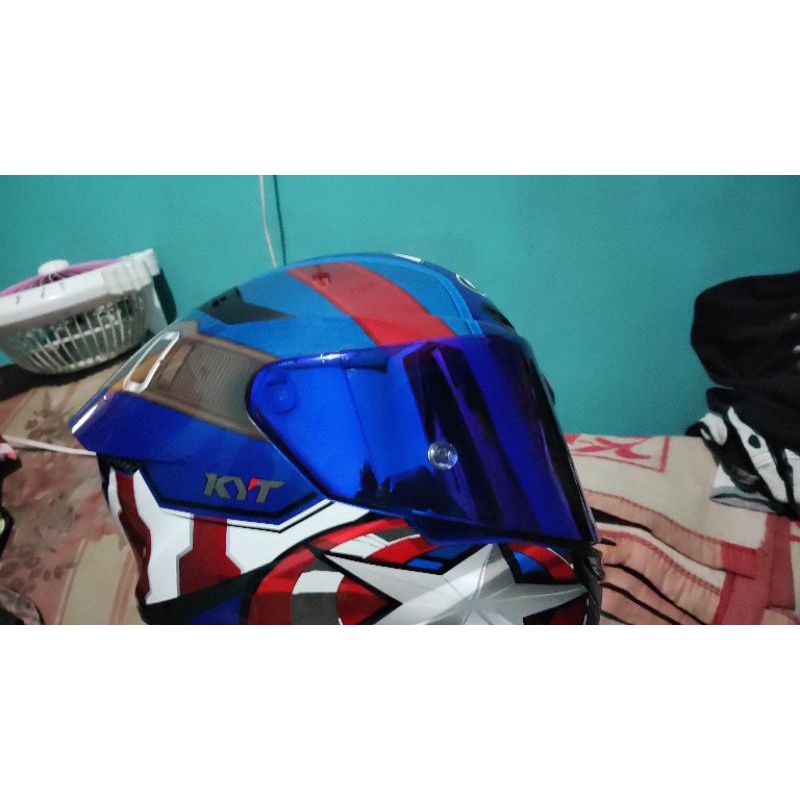 KYT TT Course Marvel edition CAPTAIN AMERICA