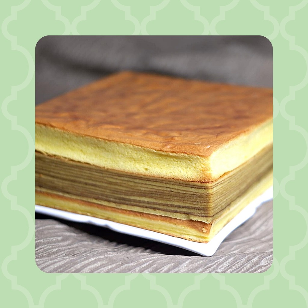 

Lapis Legit Mix Hampers Lebaran