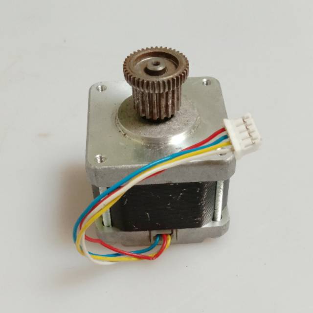 NEMA 17 MOONS 15HY44-02N