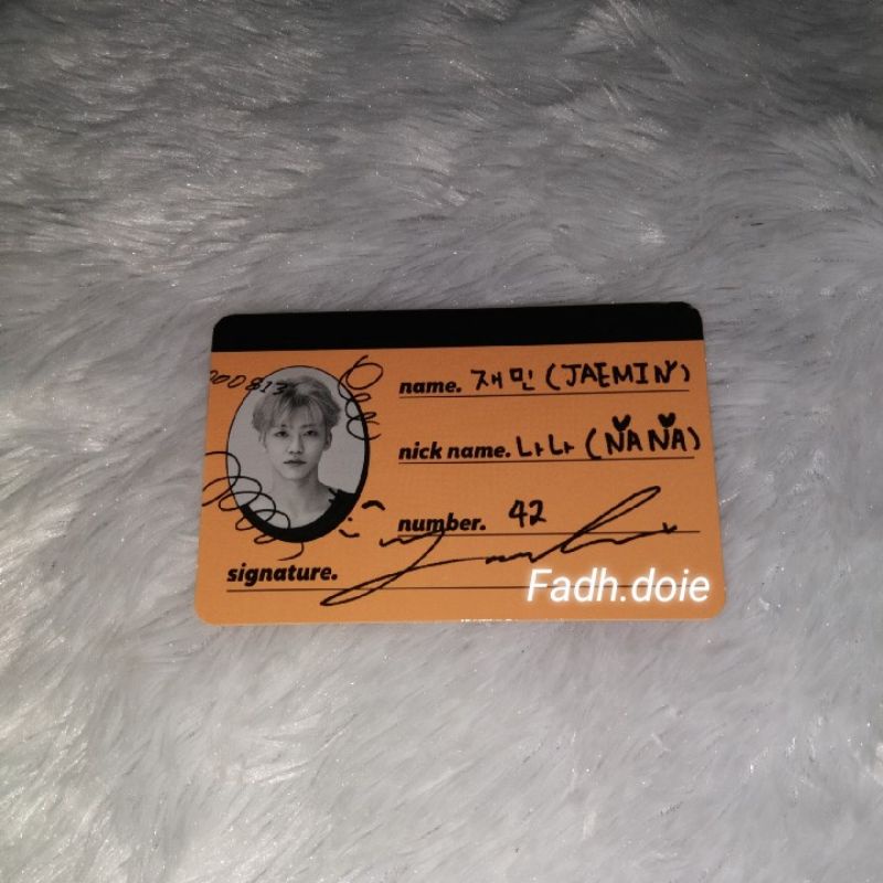 Crew card we go up Jaemin