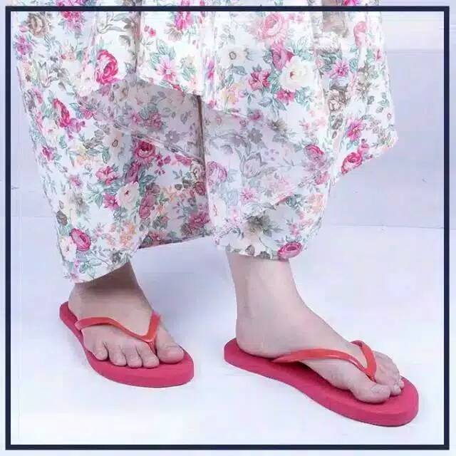 SANDAL JAPIT POLOS WUDHU CEWEK CANTIK