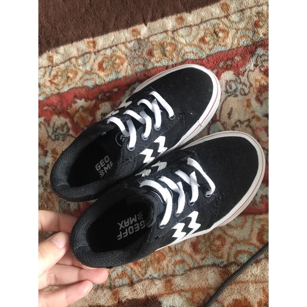 sepatu anak geoffmax