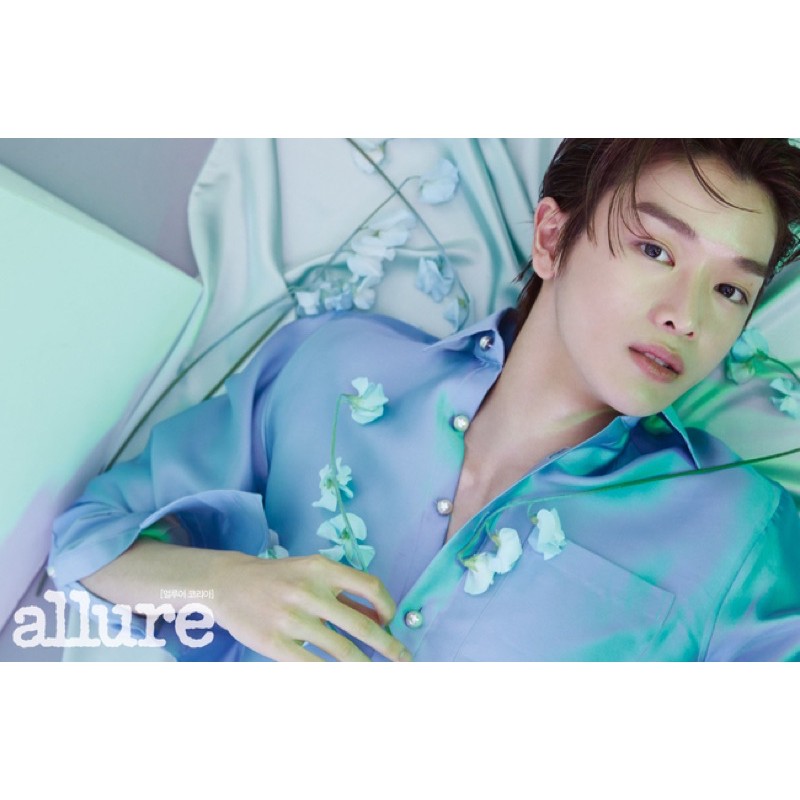 ALLURE MAGAZINE SUNGCHAN ( NEW )