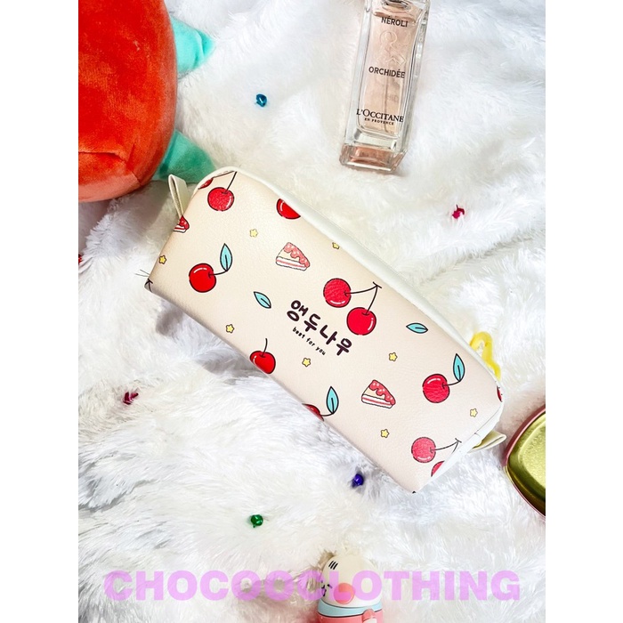 

Hadir Tempat Pensil Zipper Besar Premium Unik / Tempat Alat Tulis Import Hemat