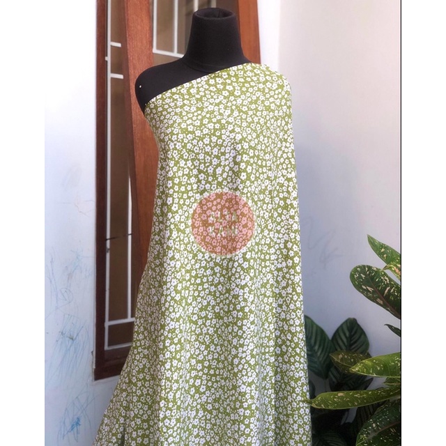 Kain Bunga kecil / Kain korea Motif / Kain rayon Bali / vintage dress