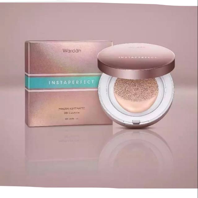 Wardah BB cushion