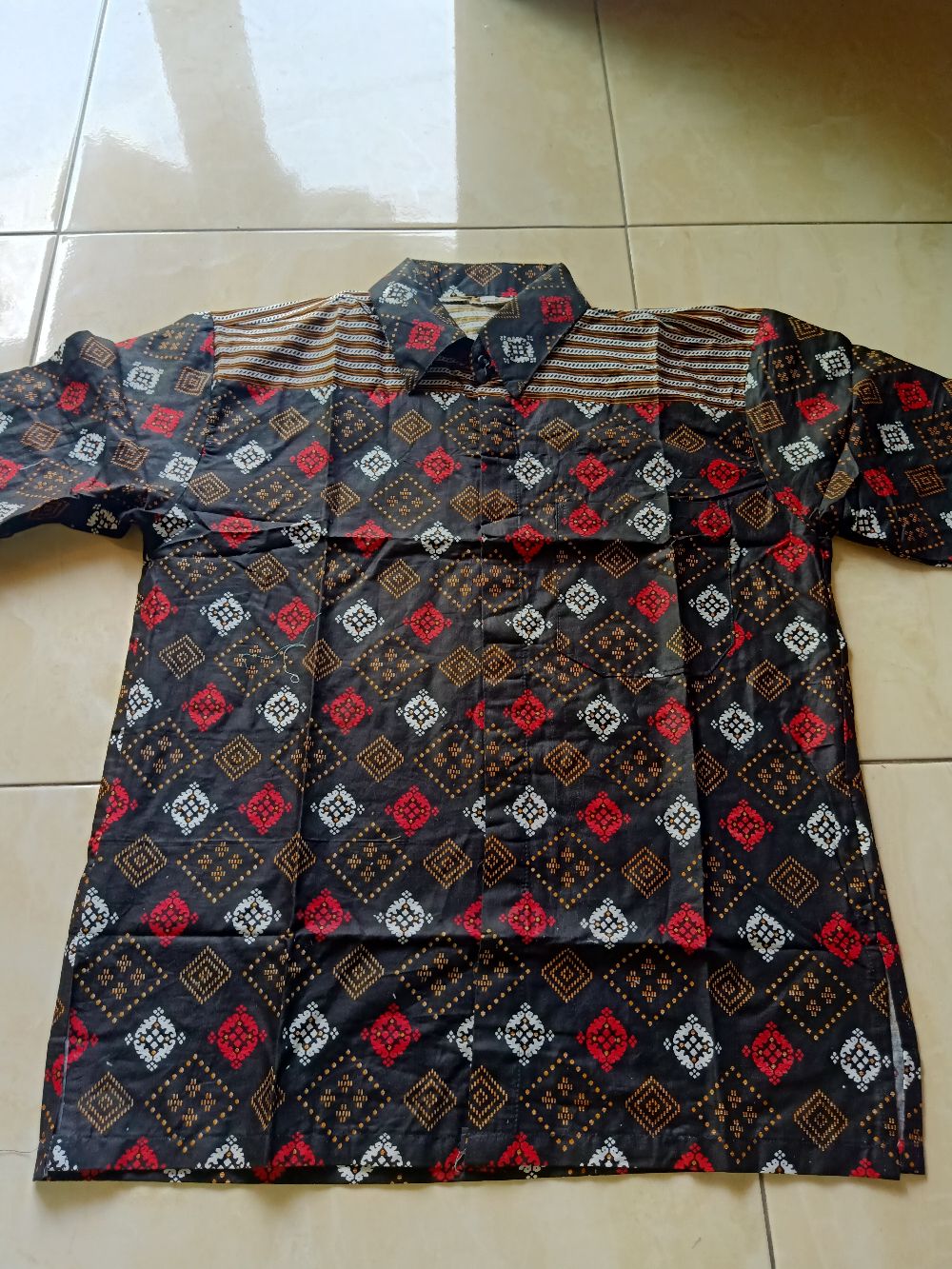 Kemeja Batik Pria Motif Abas