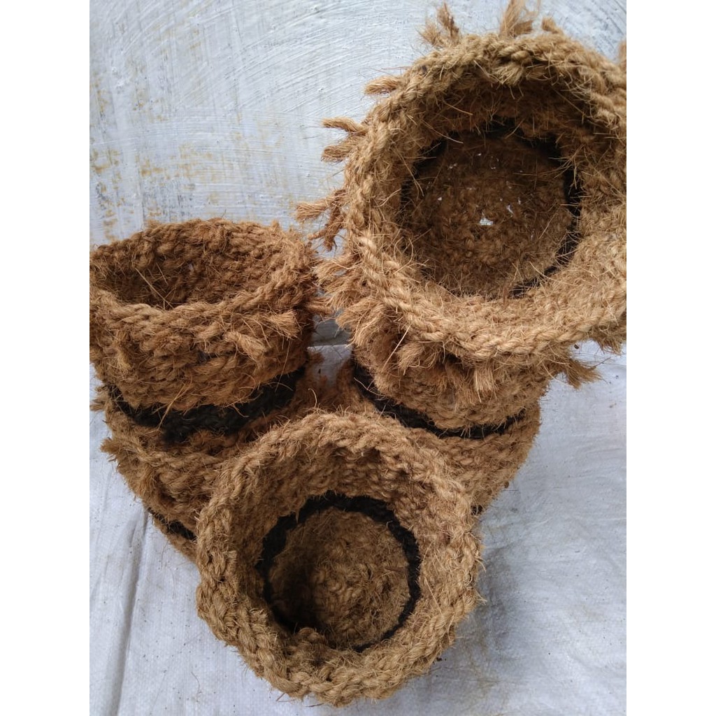 BONUS...POT DUDUK SERABUT KELAPA , POT ANGGREK, POT SERABUT KELAPA, POT SERABUT