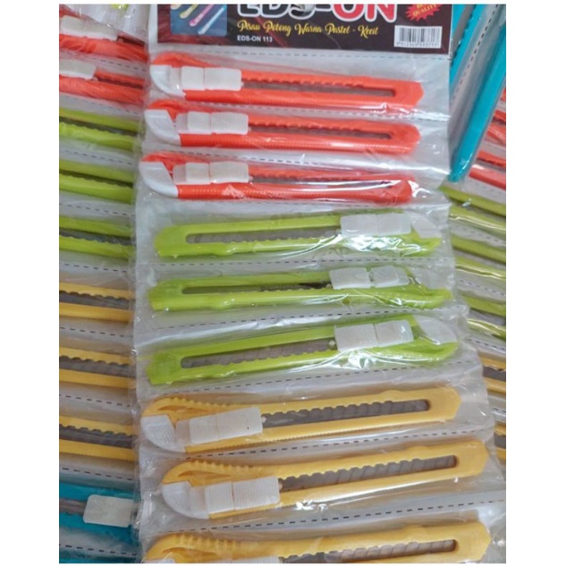 

cutter/kater/pisau potong perbiji