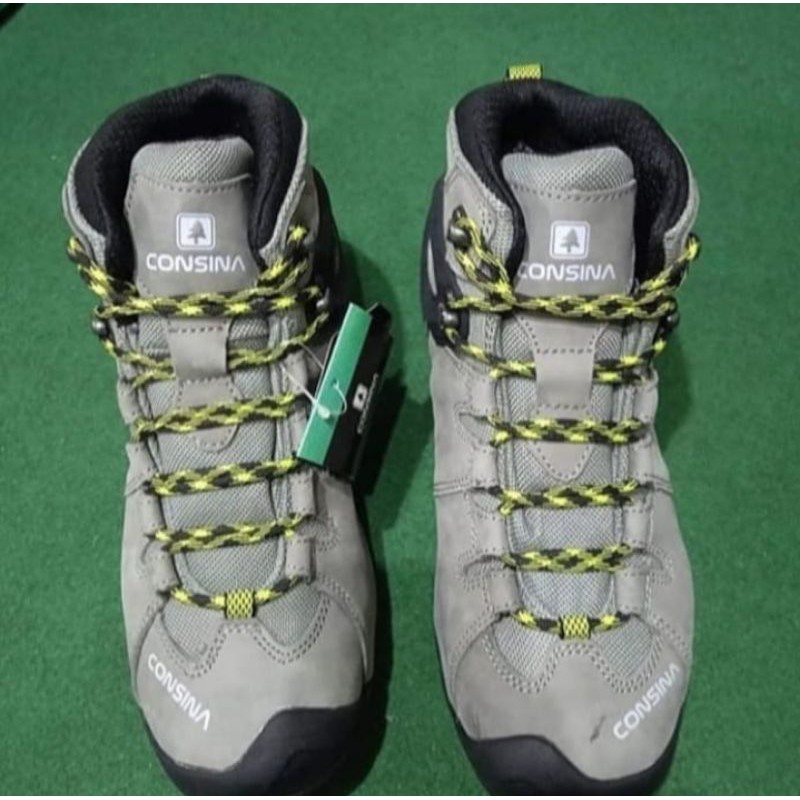 Sepatu Consina jomsom