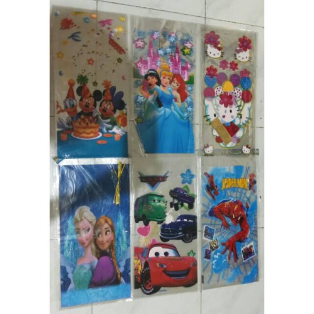 

Plastik Snack Bingkisan Karakter / Plastik OPP Besar