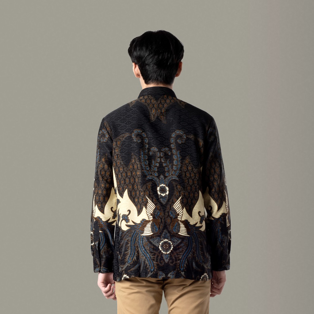 Benhill Kemeja Pria Batik Sutra Dobby Lengan Panjang  Hitam Motif 25087