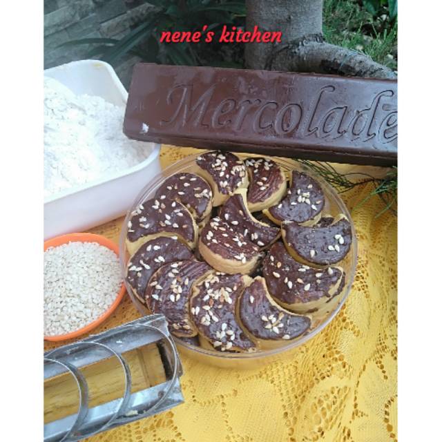 

Kue coklat wijen 500 gr murah