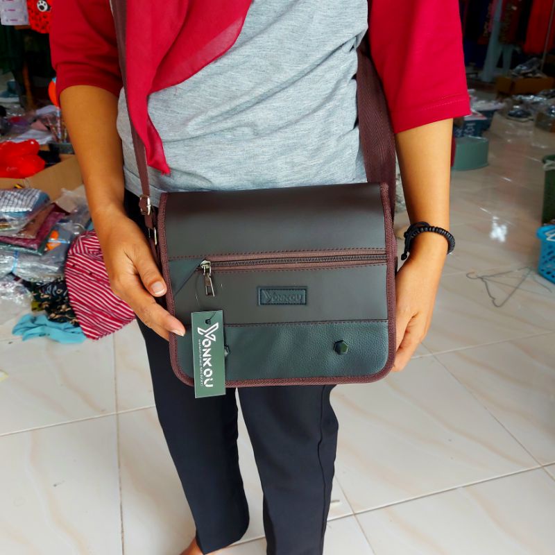 TAS SELEMPANG DISTRO PRIA DAN WANITA (real pict)