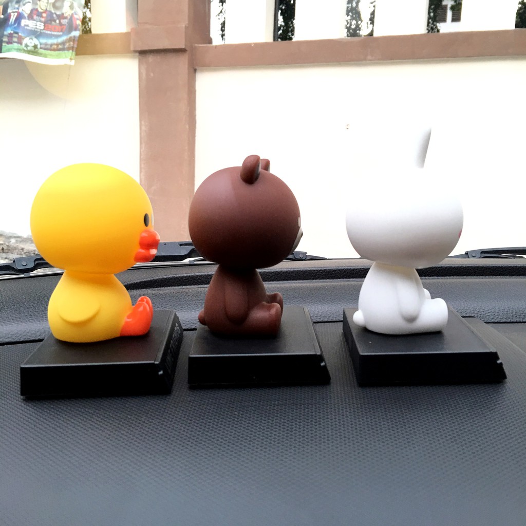 Boneka Figure Miniatur Pajangan Goyang Kepala Shake Head Mobil Llne