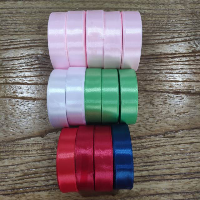 

Pita Satin 2cm - Satin Ribbon - pita kado - hadiah - dekorasi - pita lebaran